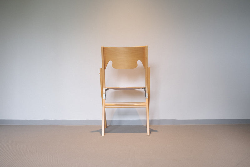 デザインセンターの座面 折り畳み椅子